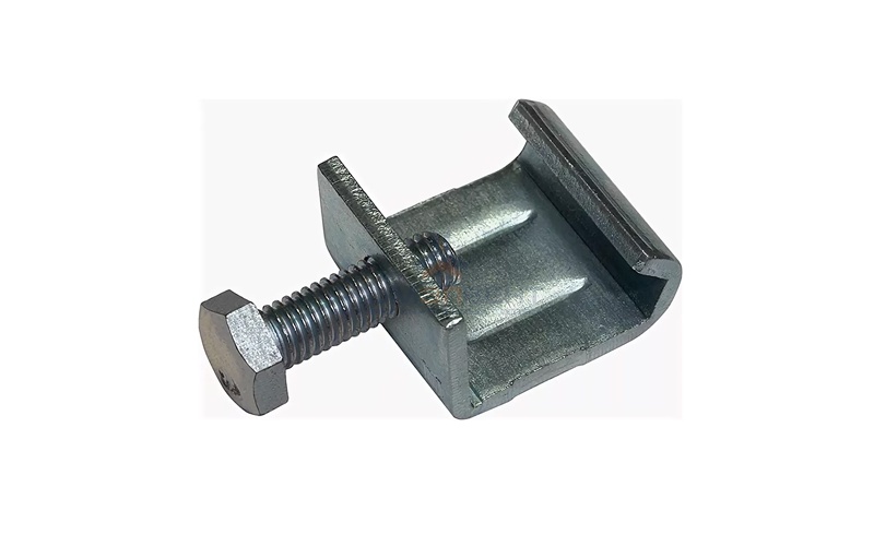 Скоба зажимная с болтом М8
